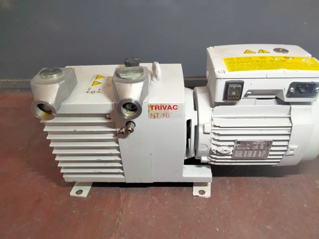 Bomba vacío Leybold Trivac NT 16 - Imagen 6