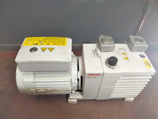 Bomba vacío Leybold Trivac NT 16 - Imagen 3